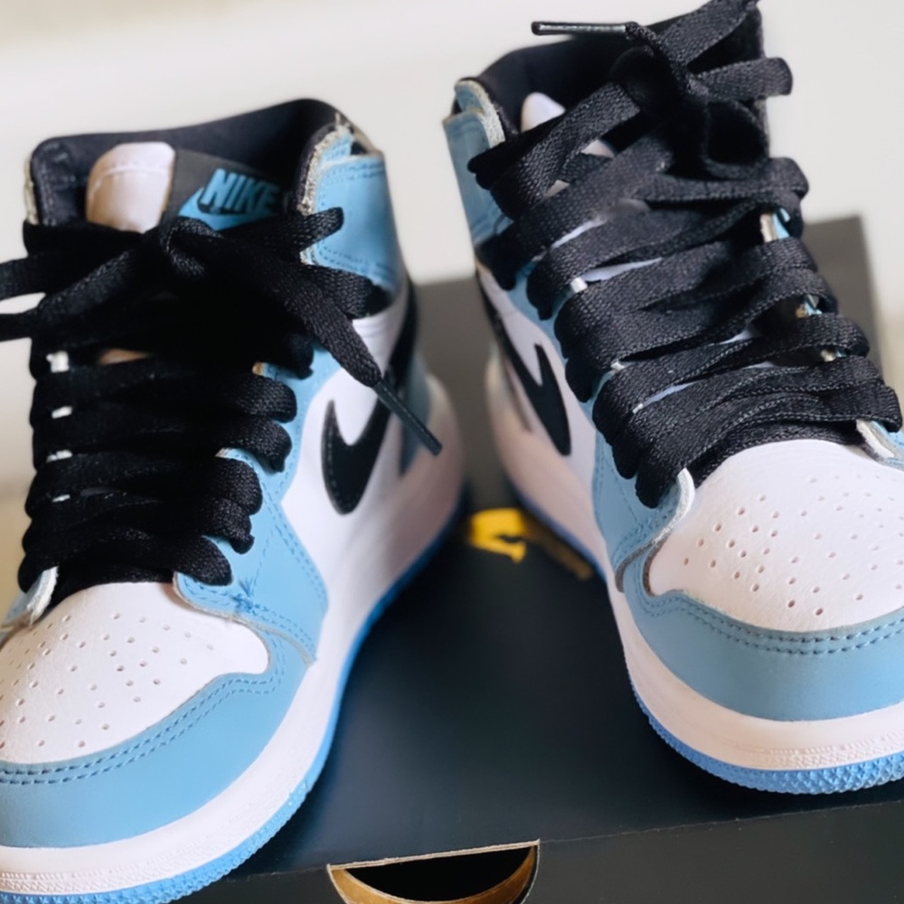 DEADSTOCK ‼️‼️ Jordan 1 Retro high University Blue